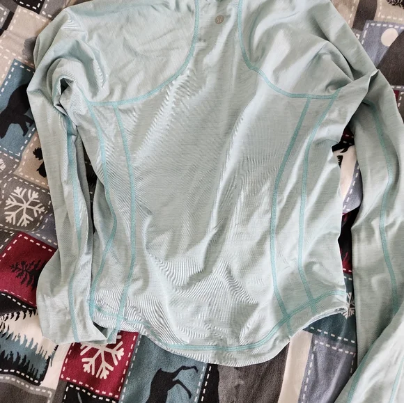 Lululemon - Picture 3 of 3